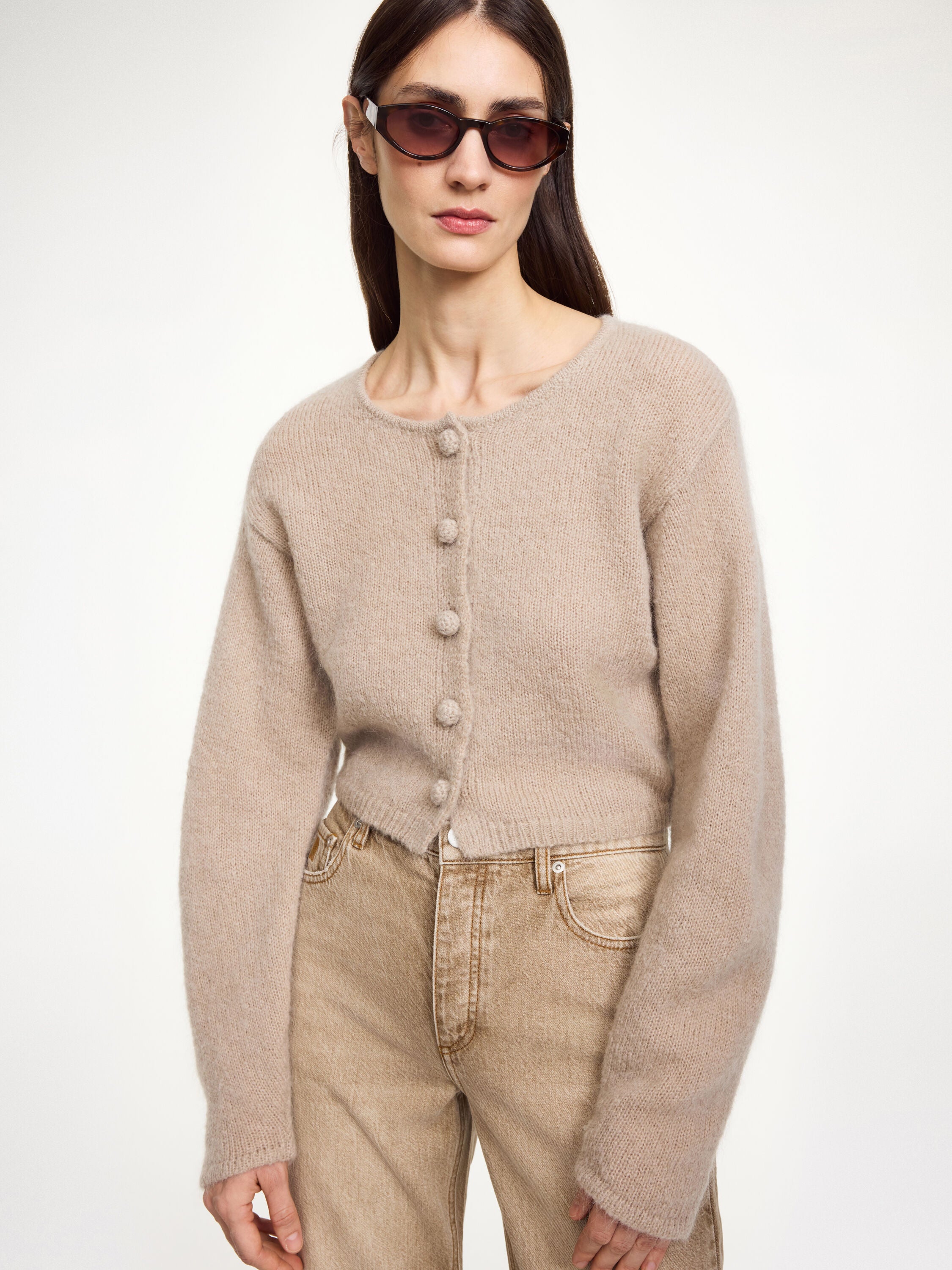 Chic Zharea Wool-Blend Cropped Cardigan: Soft Mohair, RWS Certified Warmth