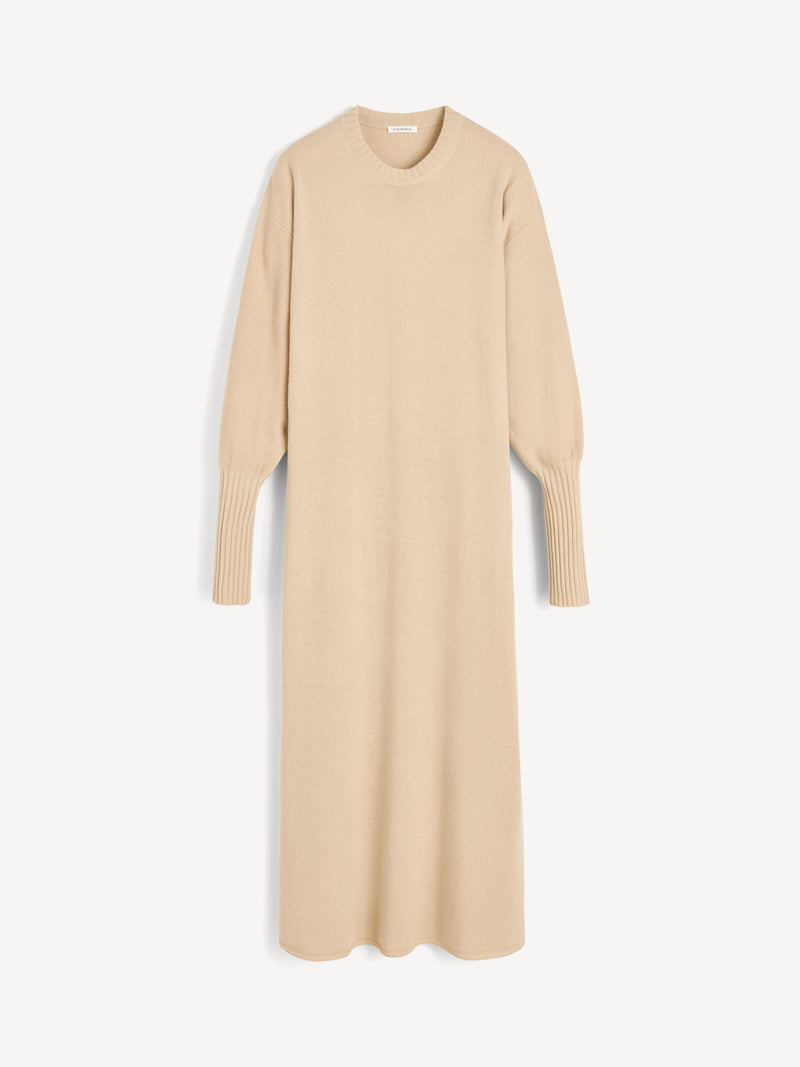 Liv Luxurious Soft Wool Maxi Dress with Rib Cuffs and Elegant Monogram Detail