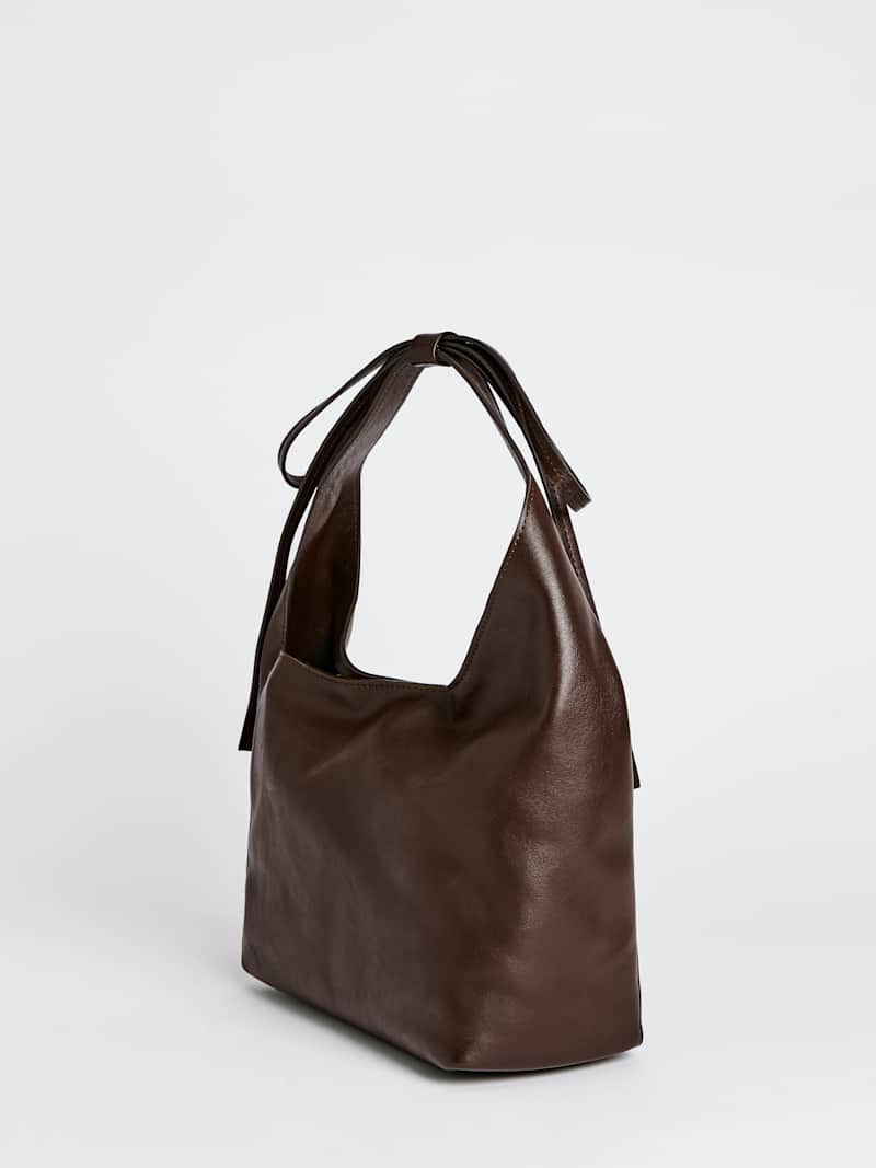 Chic Small Vittoria Nappa Leather Tote Bag with Magnetic Closure