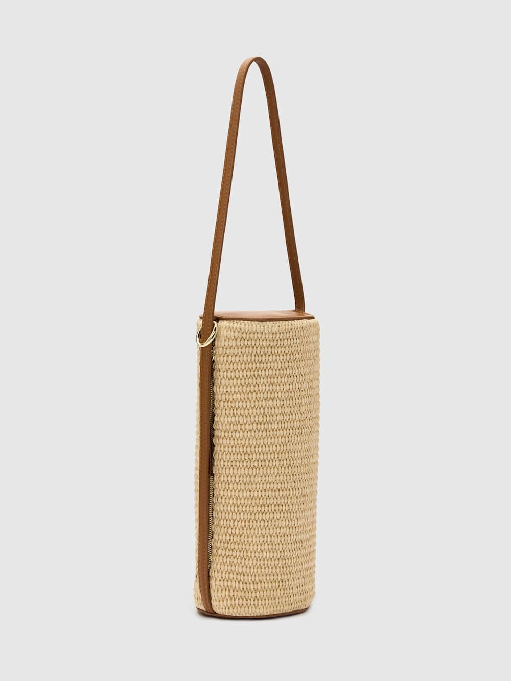 https://media.thereformation.com/image/upload/f_auto,q_auto:eco,dpr_2.0/w_500/PRD-SFCC/1316463/NATURAL_RAFFIA/1316463.4.NATURAL_RAFFIA