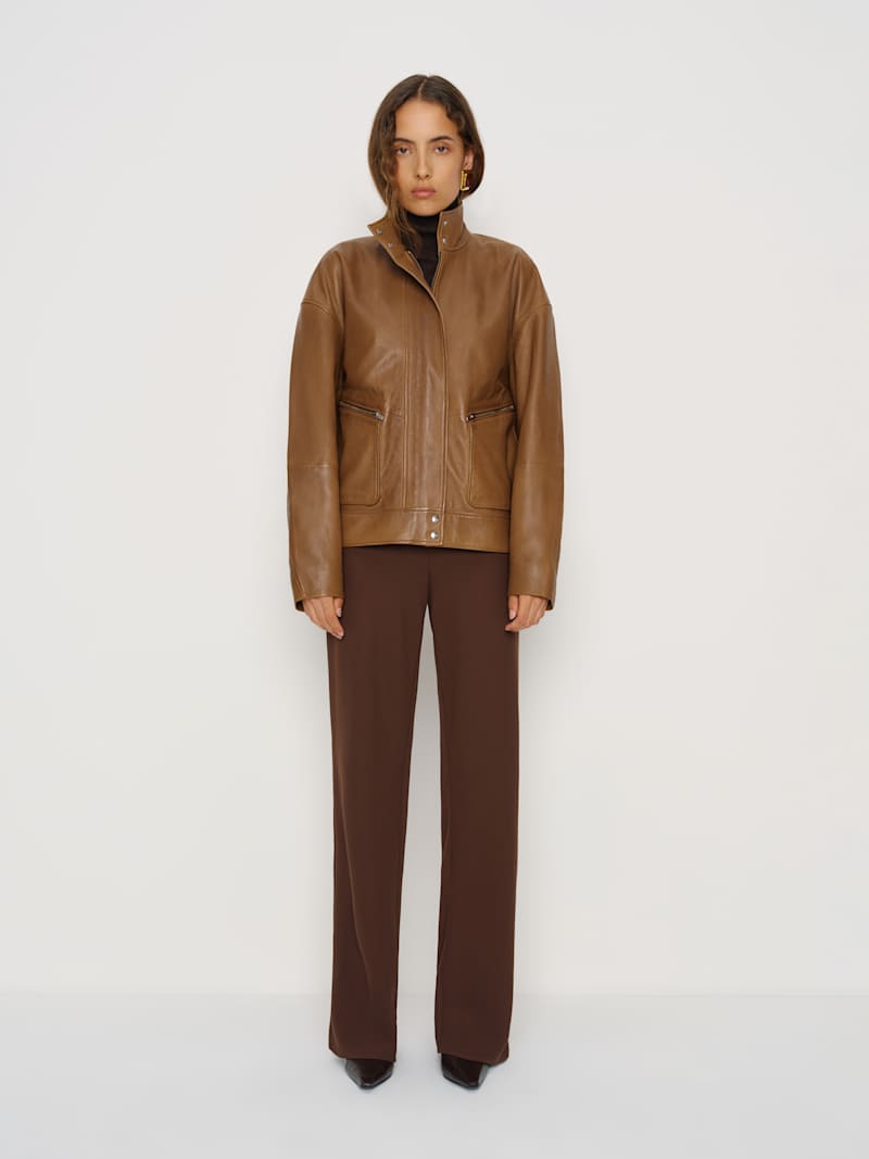 https://media.thereformation.com/image/upload/f_auto,q_auto,dpr_1.0/w_800,c_scale/PRD-SFCC/1318336/TOPANGA_CANYON_LEATHER/1318336.1.TOPANGA_CANYON_LEATHER