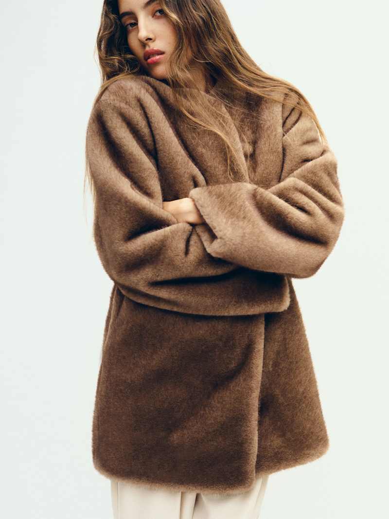 https://media.thereformation.com/image/upload/f_auto,q_auto,dpr_1.0/w_800,c_scale//PRD-SFCC/1318517/TAUPE/1318517.1.TAUPE?_s=RAABAB0
