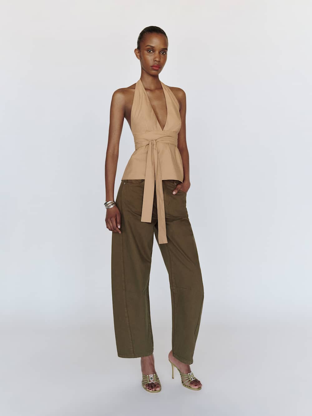 https://media.thereformation.com/image/upload/f_auto,q_auto:eco,dpr_2.0/w_500/PRD-SFCC/1320029/TRENCH_COAT/1320029.2.TRENCH_COAT