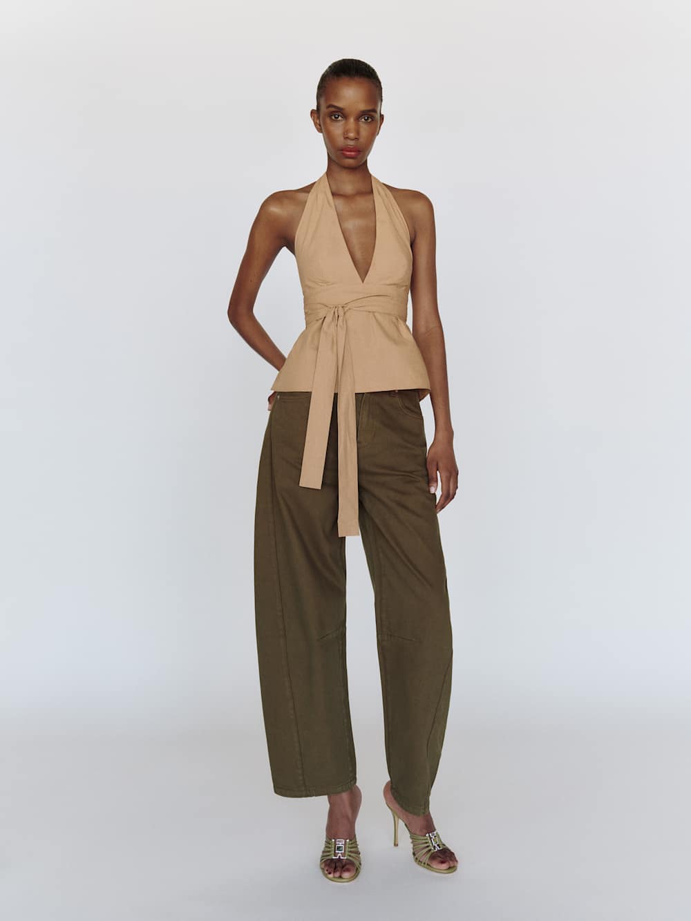 https://media.thereformation.com/image/upload/f_auto,q_auto:eco,dpr_2.0/w_500/PRD-SFCC/1320029/TRENCH_COAT/1320029.6.TRENCH_COAT
