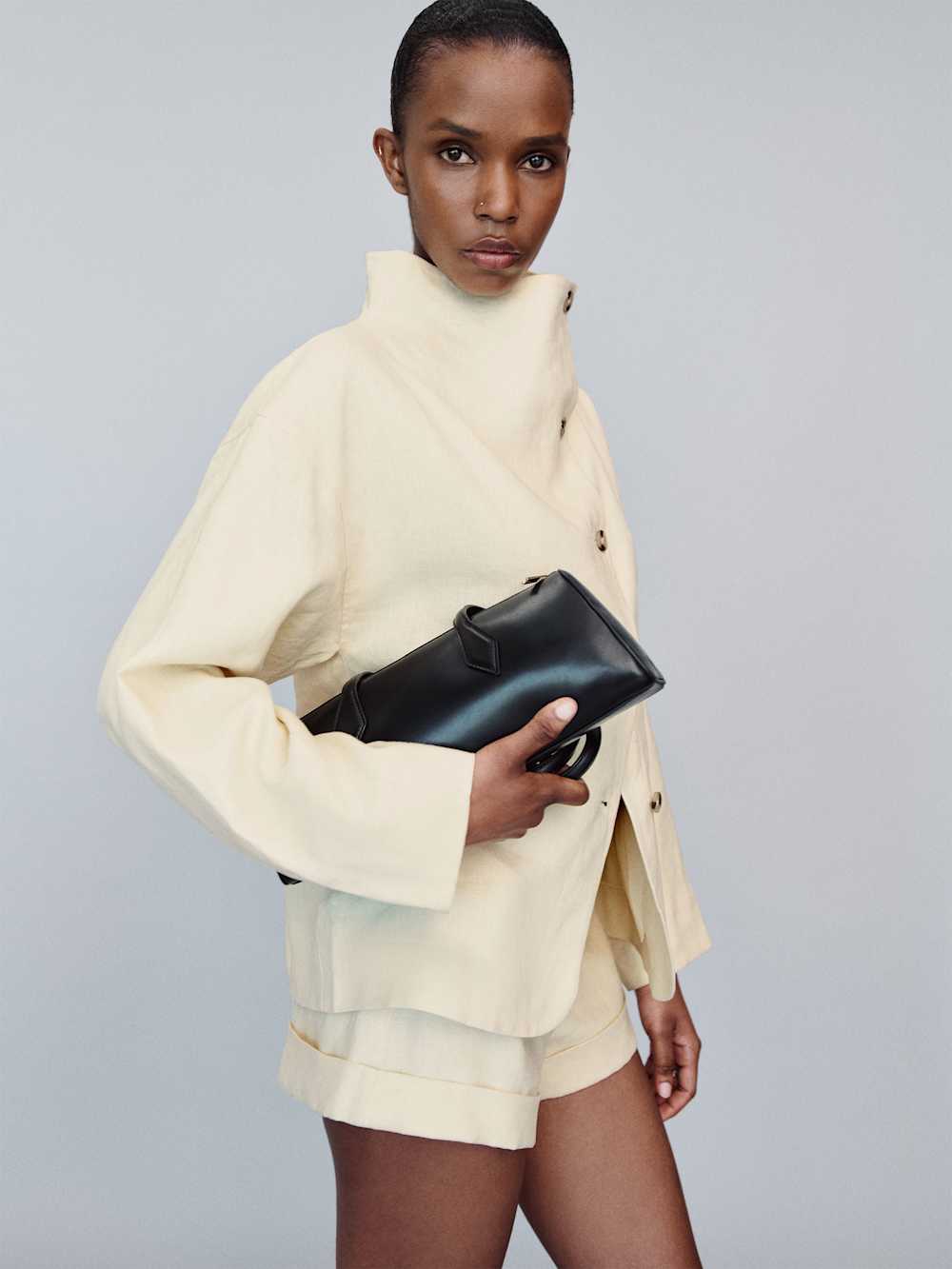 https://media.thereformation.com/image/upload/f_auto,q_auto:eco,dpr_2.0/w_500/PRD-SFCC/1320282/SUGAR_LINEN/1320282.5.SUGAR_LINEN