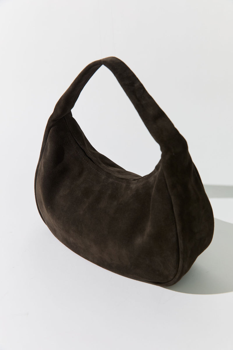 https://cdn.shopify.com/s/files/1/0747/7418/4152/files/20250728_StAgni_S26_StillLife_SH_11_233_2d2483aa-5386-4210-922a-2e196b2efc7f.jpg?v=1770179879
