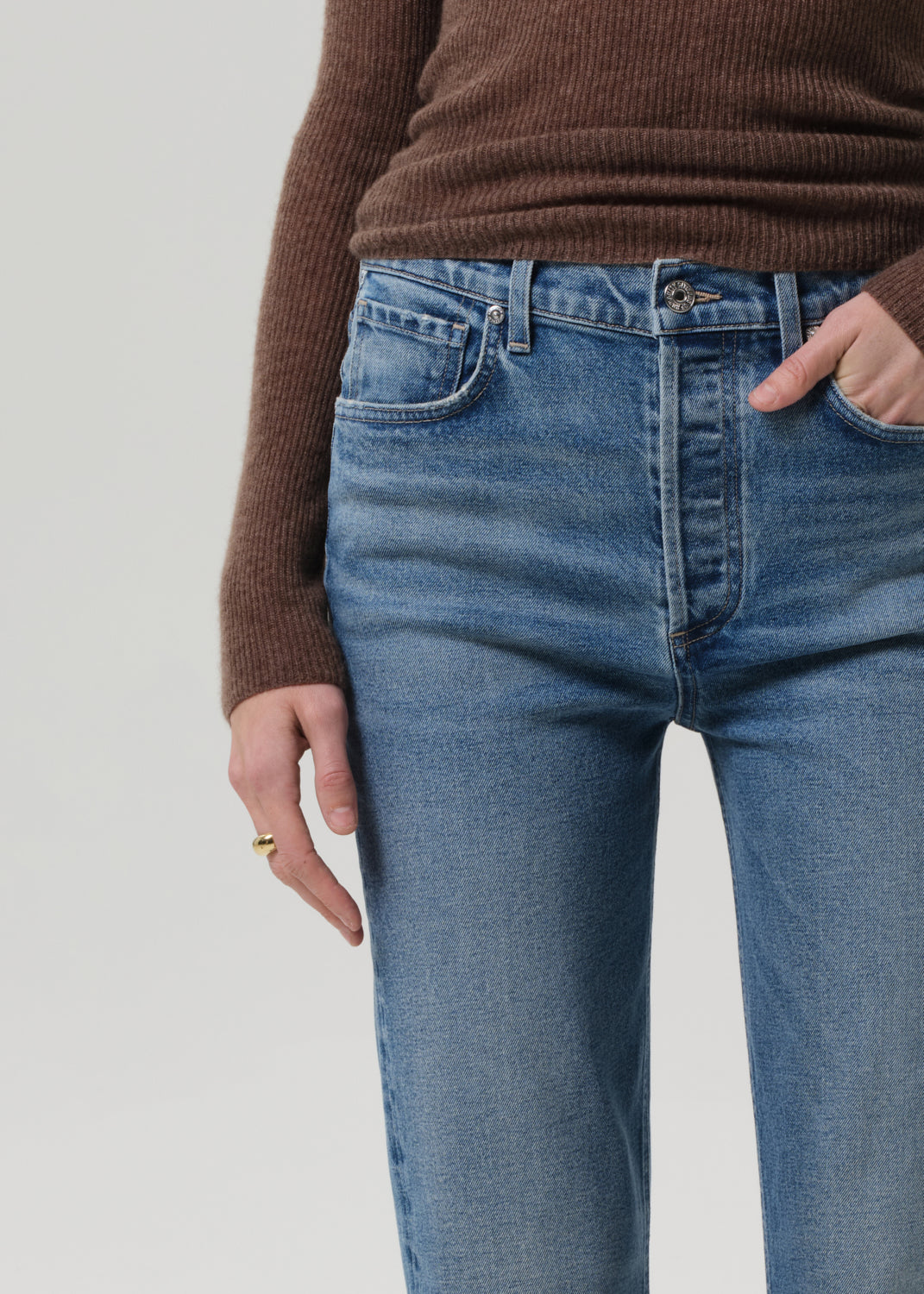 Blaine High-Rise Vintage Straight Jeans: Japanese Comfort-Stretch Denim in Lyon