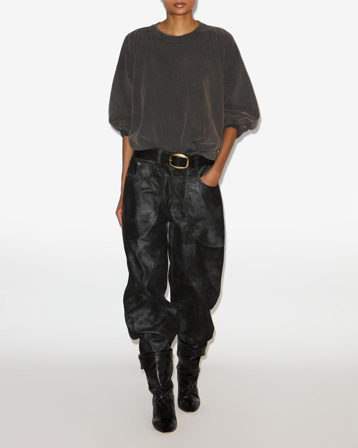 Chic Sauria Draped Washed Cotton Sweatshirt – Embroidered Logo, Loose Fit, Black