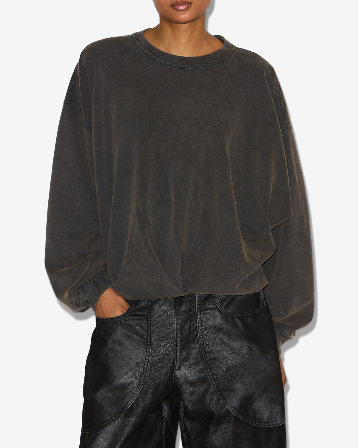 Chic Sauria Draped Washed Cotton Sweatshirt – Embroidered Logo, Loose Fit, Black