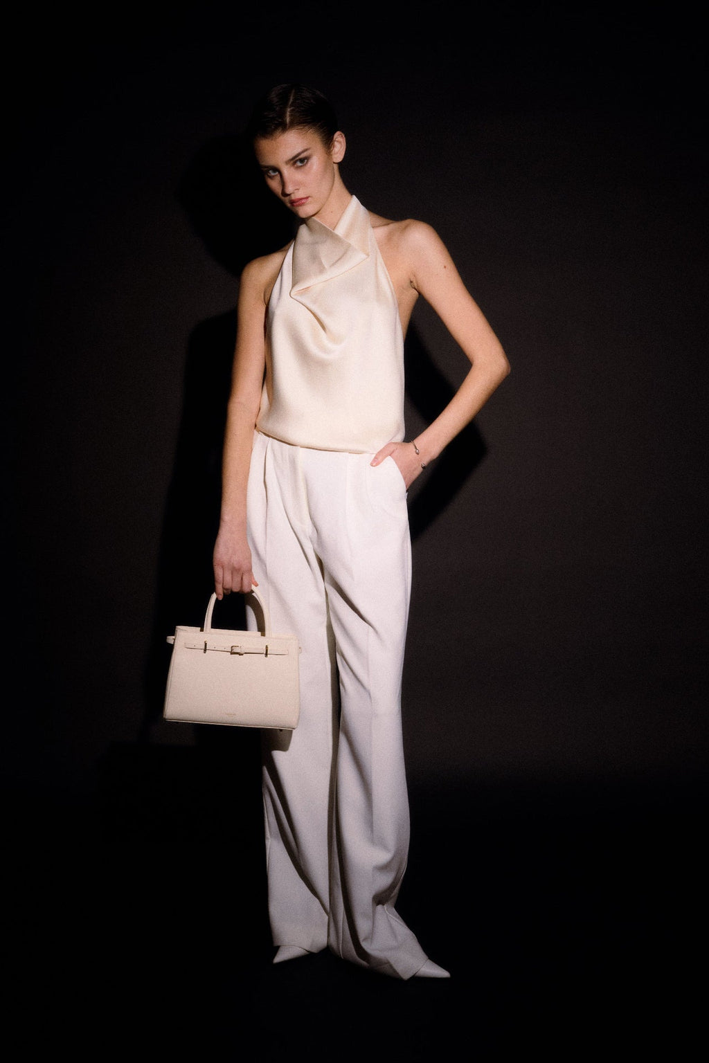 Chic Ivory Togo Leather Book Tote Bag 25: Versatile Crossbody Handbag