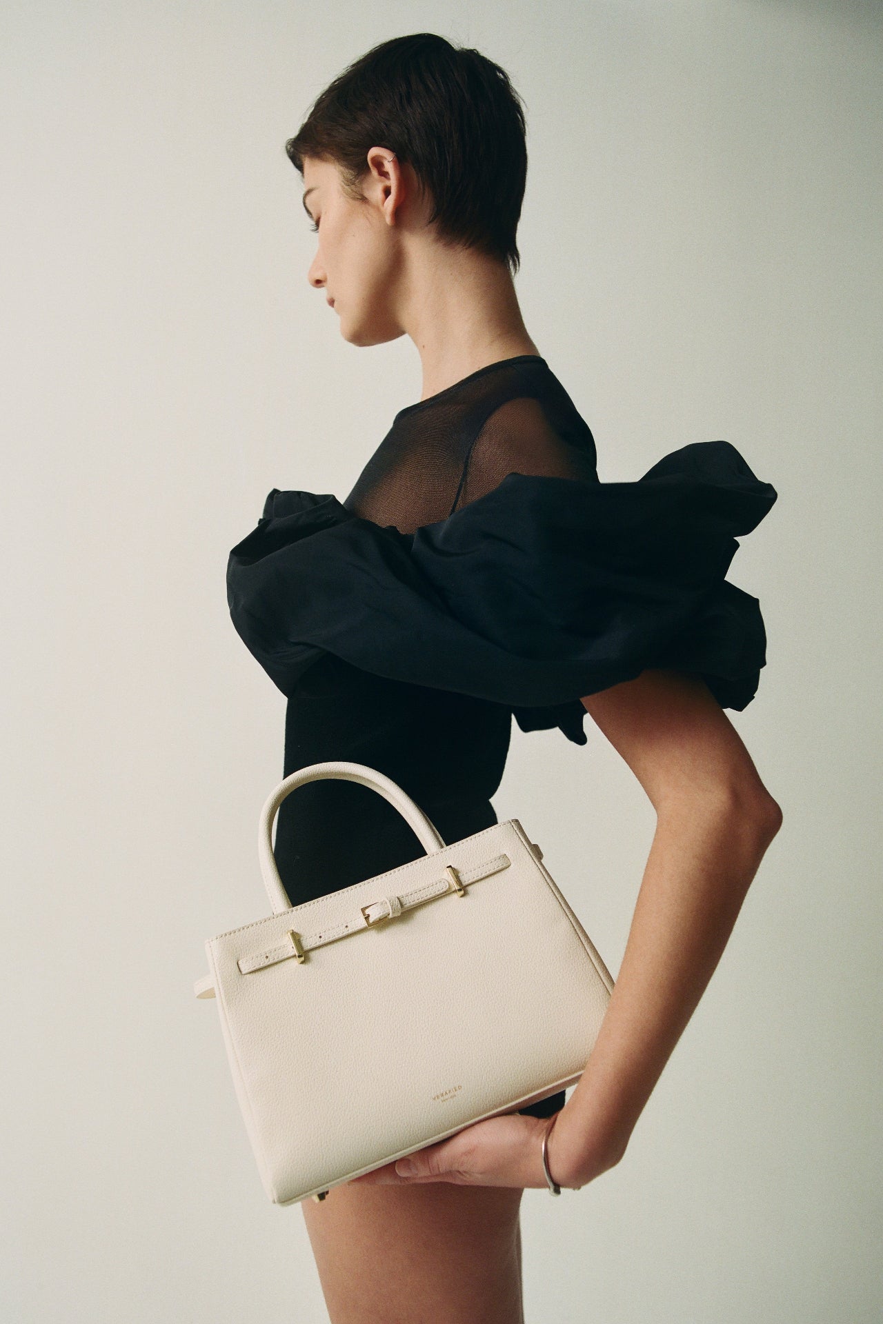 Chic Ivory Togo Leather Book Tote Bag 25: Versatile Crossbody Handbag