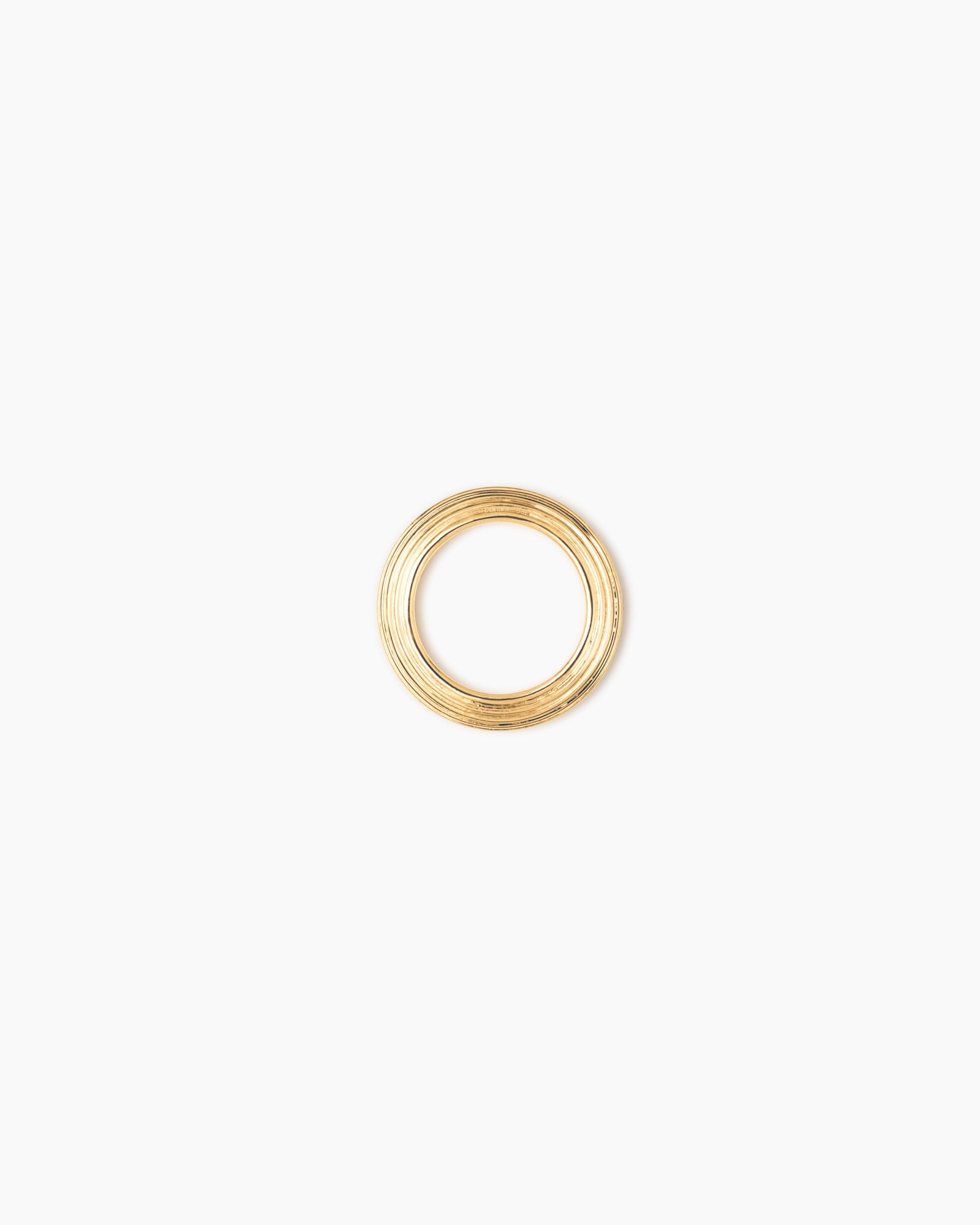 https://cdn.shopify.com/s/files/1/0592/5945/3598/files/AMELIA_RING_GOLD_1.jpg?v=1770903476