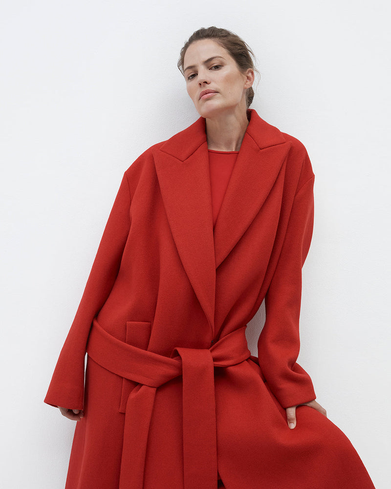 https://cdn.shopify.com/s/files/1/0285/3640/6109/files/ANT747_CASHMEREWRAPCOAT_SCARLET_000.jpg?v=1770830945