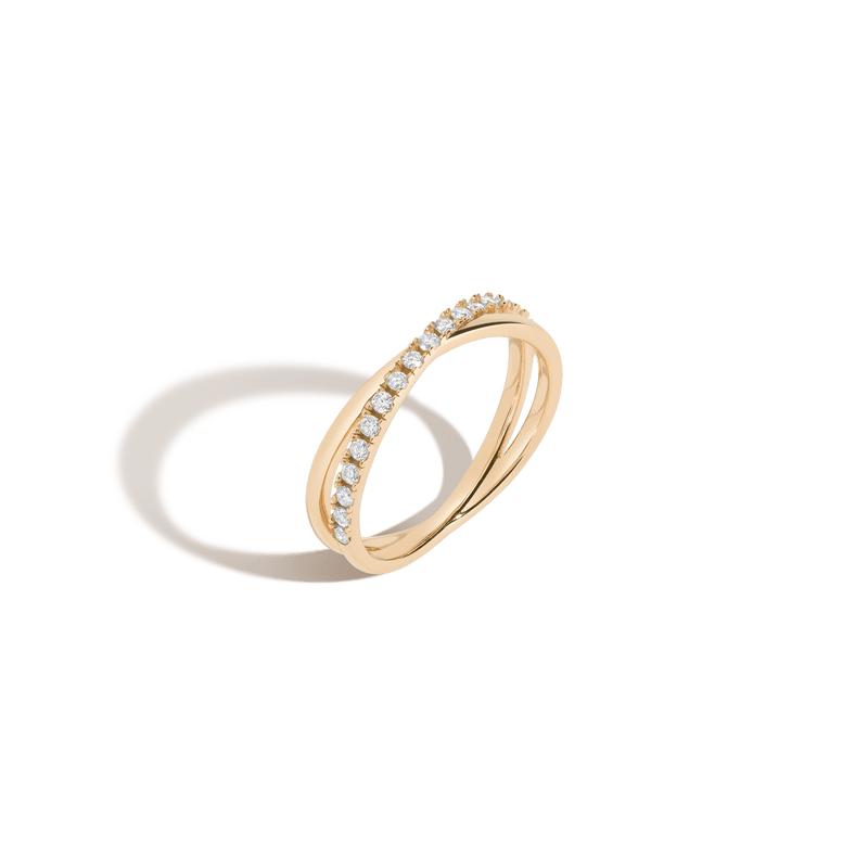 Elegant Diamond Crossover Ring in 14k/18k Gold, Stackable Design