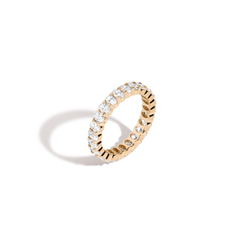 Sparkling Oval Lab Grown Diamond Eternity Ring: 14k/18k Gold, Sustainable Brilliance
