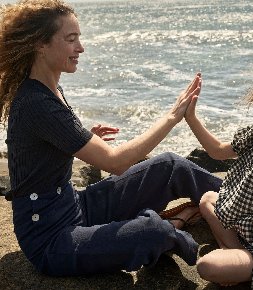 Chic DÔEN Auguste Ribbed Linen Blend V-Neck Top with Pointelle Sleeves