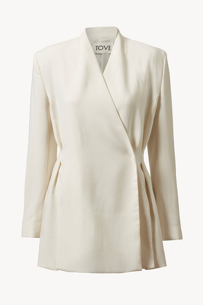 https://cdn.shopify.com/s/files/1/0155/8868/7920/files/Alder_jacket_tove_13bab0e1-b1cc-4adc-95c7-c15144ad0ce7.jpg?v=1732823509