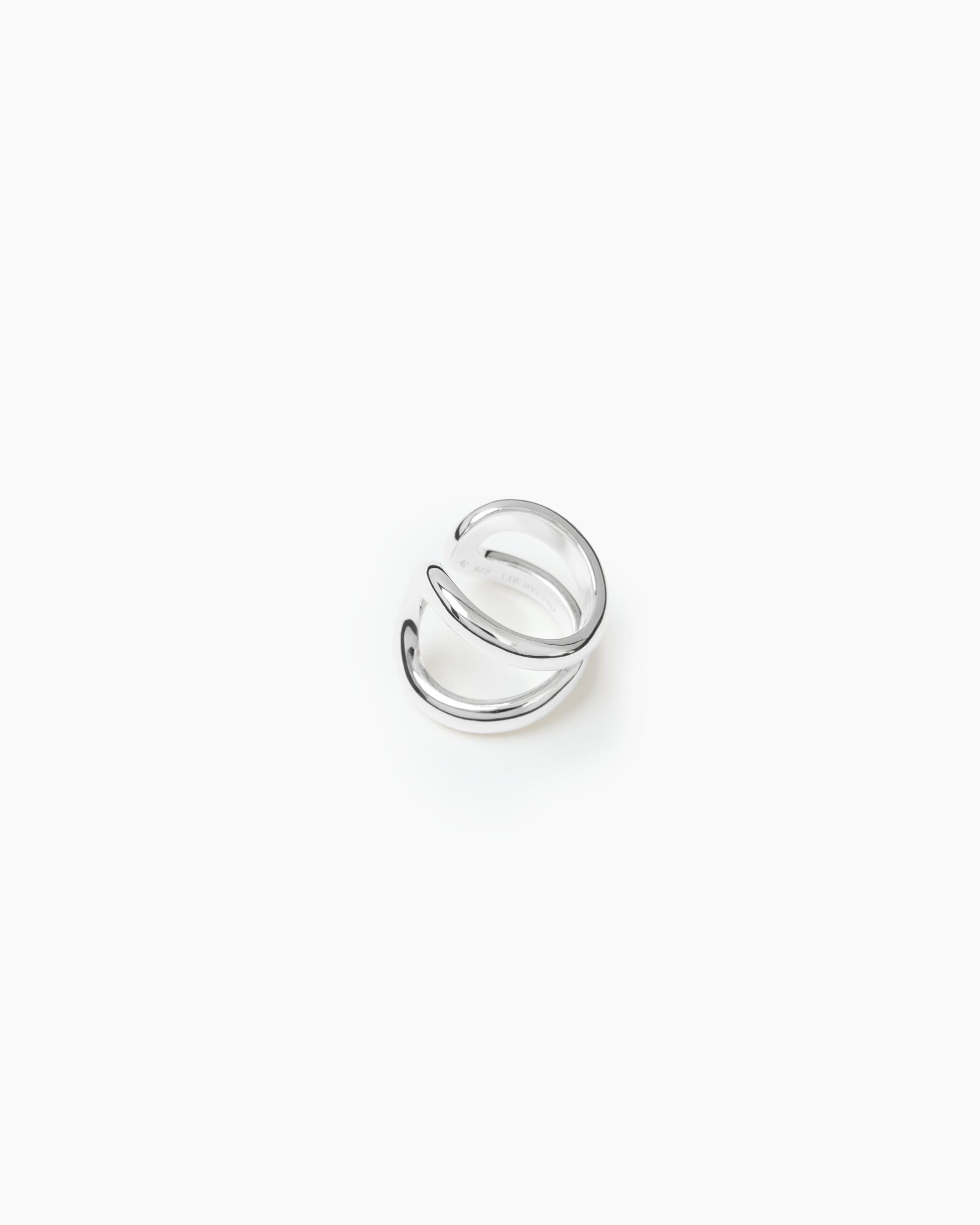 https://cdn.shopify.com/s/files/1/0592/5945/3598/files/Almasilver_90611291-44f2-4ee3-b731-3ce20c5d1244.jpg?v=1748260643