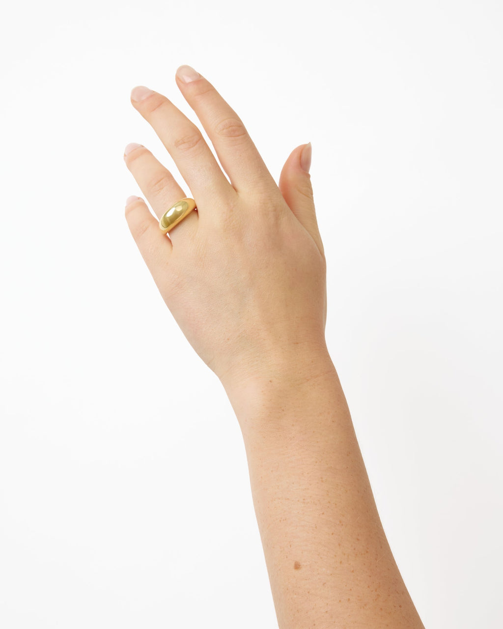 https://cdn.shopify.com/s/files/1/0592/5945/3598/files/Anna_gold_2.jpg?v=1748260849