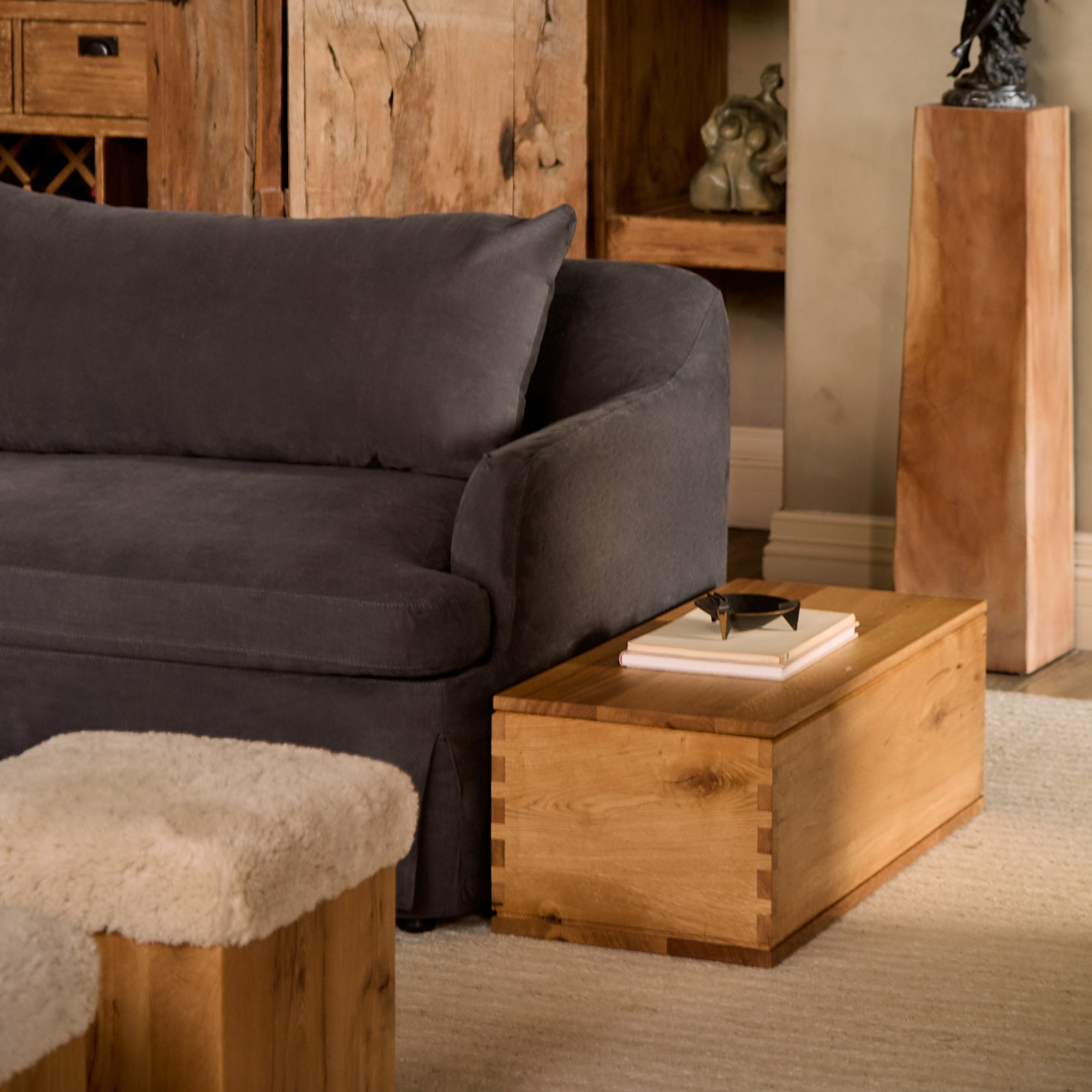 https://cdn.shopify.com/s/files/1/0593/2217/1565/files/Antwerp-Vintage-Black-Sofa-Eik-Chest_3724bc3b-32e2-4ba2-bb26-e5f73cf99199.jpg?v=1772589075