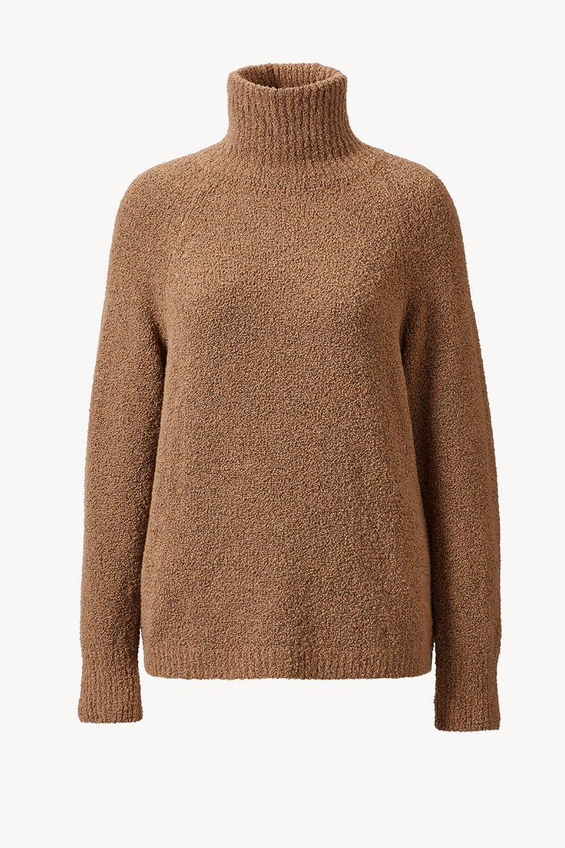 https://cdn.shopify.com/s/files/1/0155/8868/7920/files/Bruna_ft_tove_jumper.jpg?v=1694022919