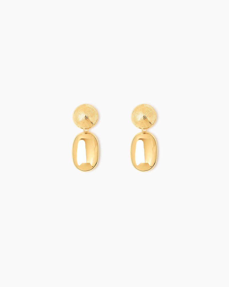 https://cdn.shopify.com/s/files/1/0592/5945/3598/files/CARLA_EARRINGS_GOLD.jpg?v=1759331836