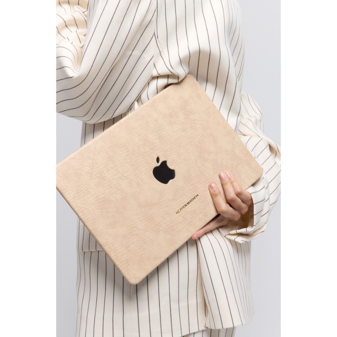 https://cdn.shopify.com/s/files/1/0574/0989/6626/files/CASHMERE_3.png?v=1749854050