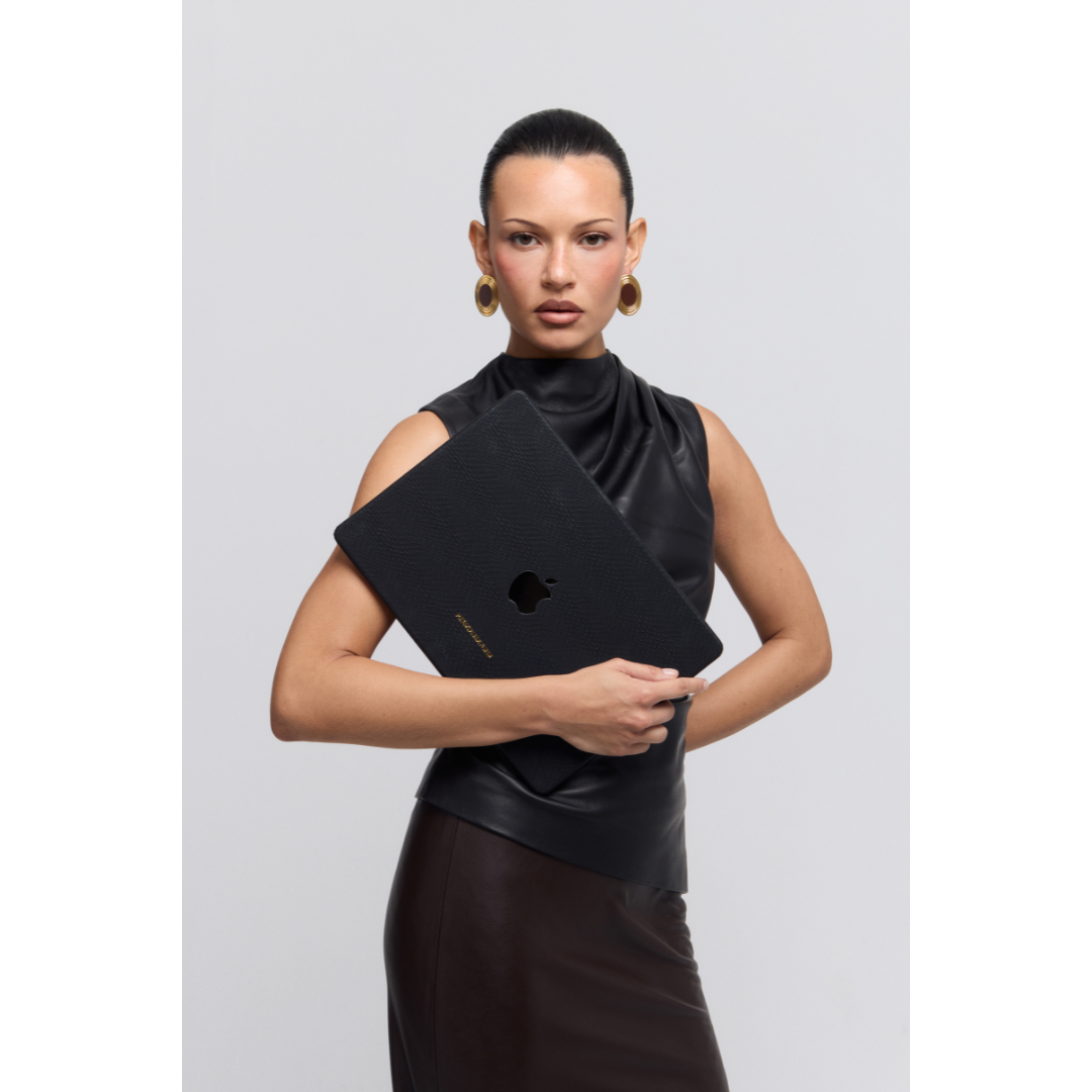 https://cdn.shopify.com/s/files/1/0574/0989/6626/files/CAVIAR_3.png?v=1746465329