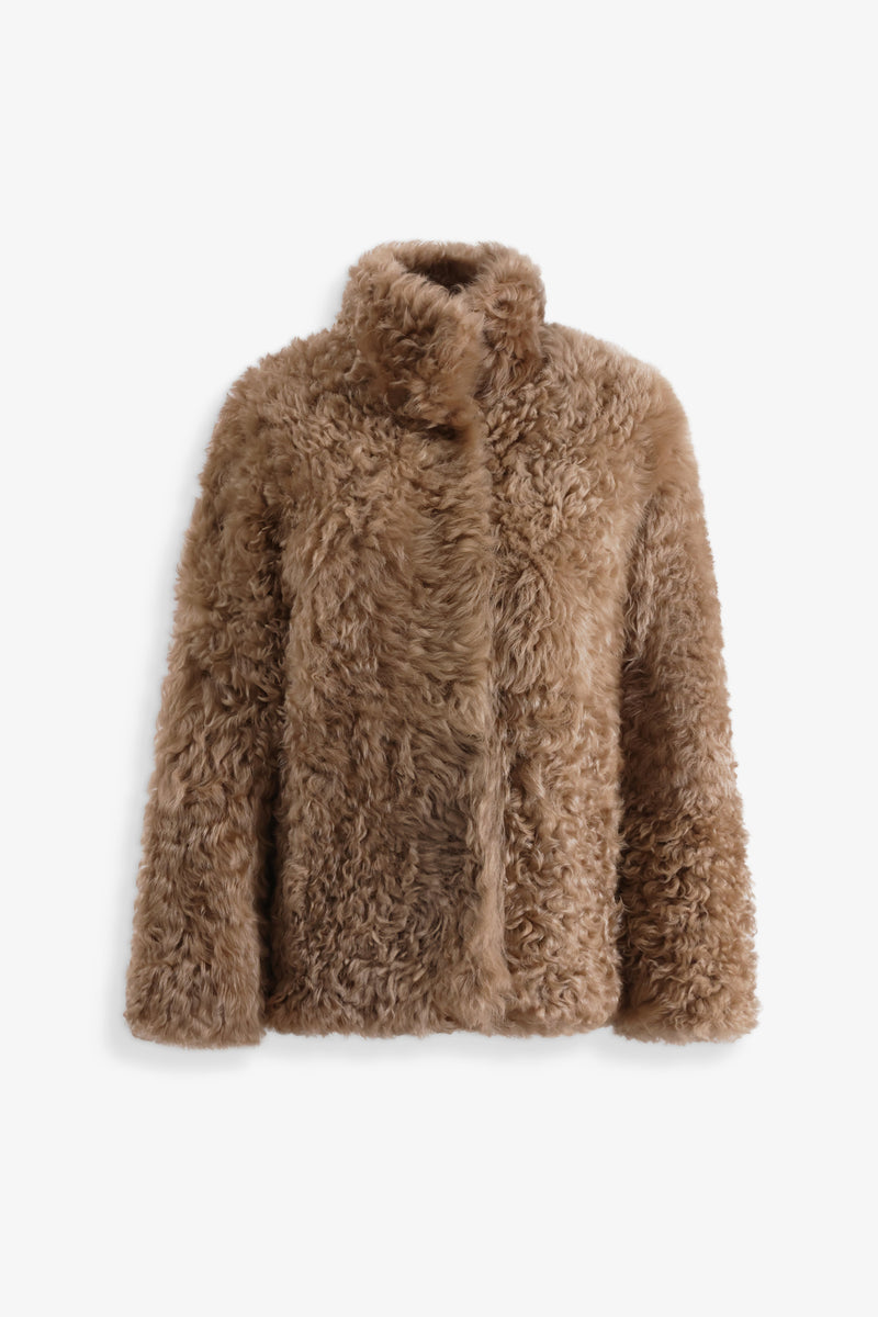 https://cdn.shopify.com/s/files/1/0030/2946/7203/files/Carolyn_Honey_Packshot_Shopify_17d7764f-b6c5-442b-a712-b583c82bd7ff.jpg