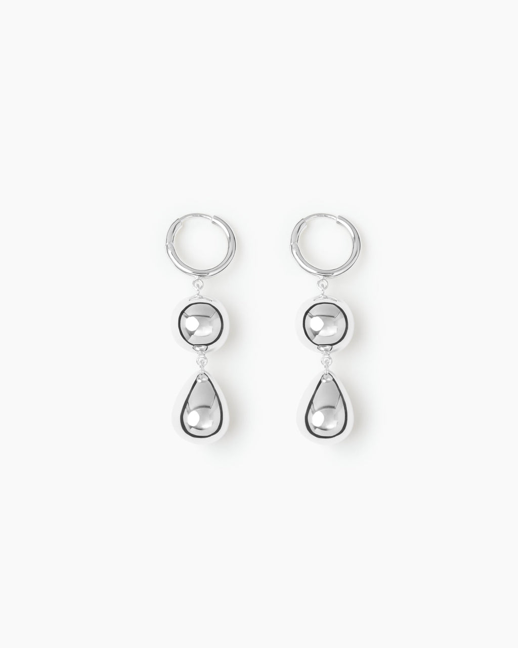 https://cdn.shopify.com/s/files/1/0592/5945/3598/files/Cathrine_silver.jpg?v=1748260740