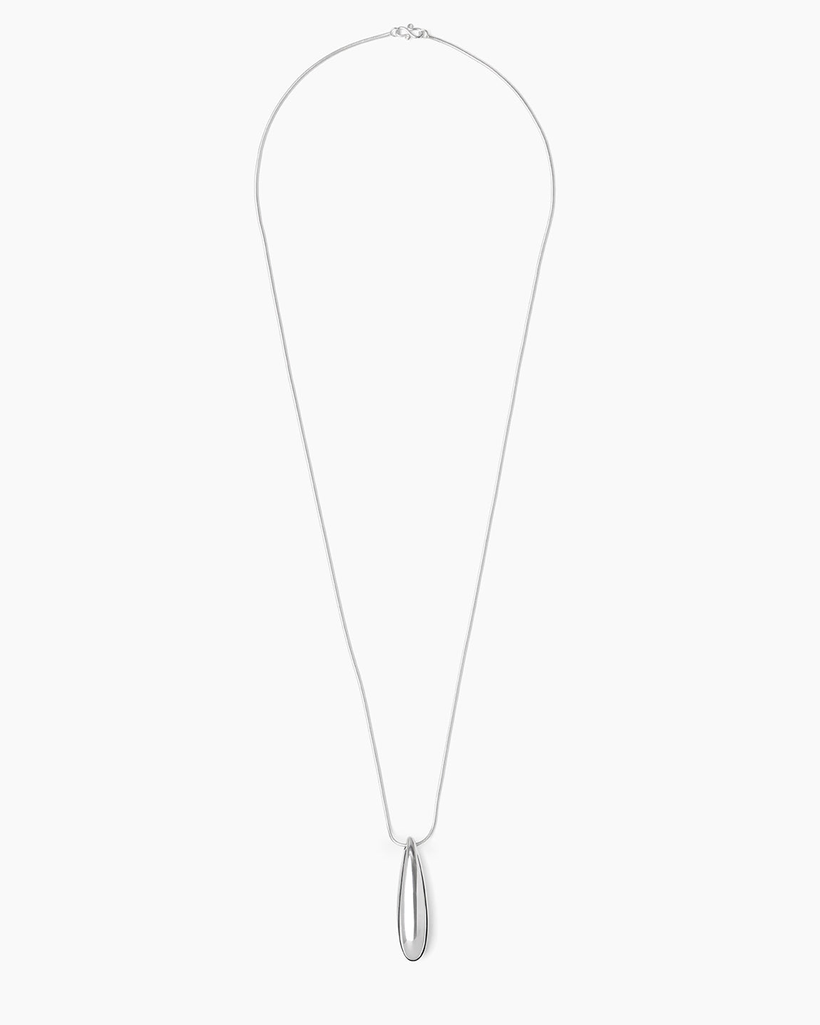 https://cdn.shopify.com/s/files/1/0592/5945/3598/files/DOLLY_NECKLACE_SILVER.jpg?v=1776241363