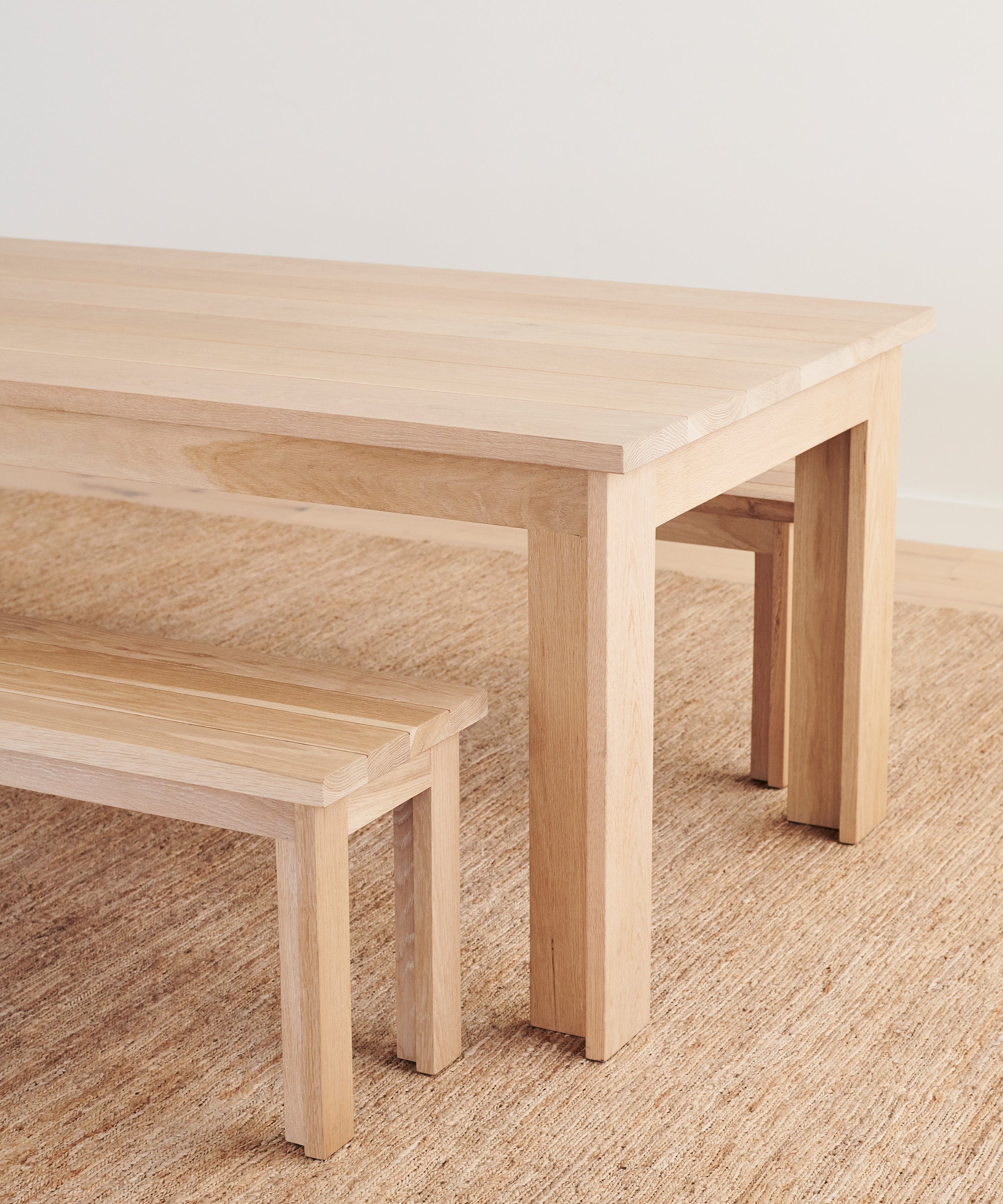 https://cdn.shopify.com/s/files/1/0565/1234/8333/products/Dining_Bench_Oak_1.jpg?v=1654817272