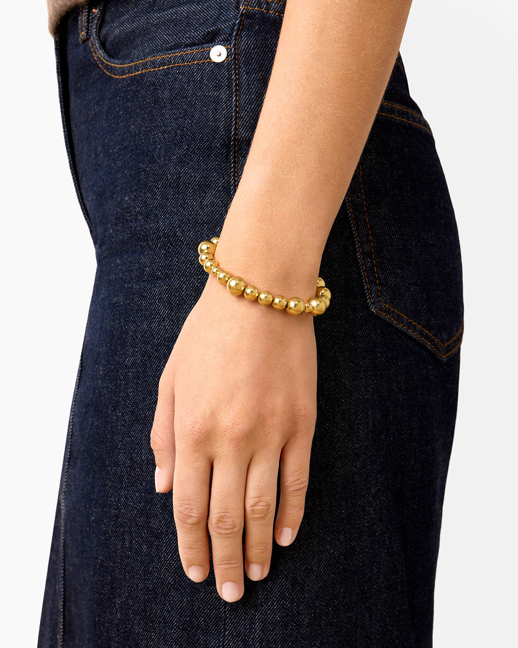 https://cdn.shopify.com/s/files/1/0592/5945/3598/files/ELLY_BRACELET_GOLD.jpg?v=1761986184