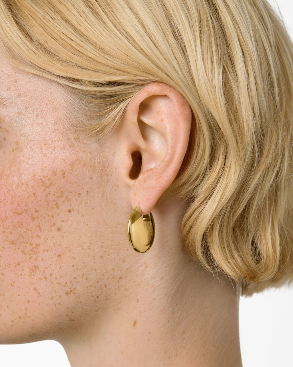 https://cdn.shopify.com/s/files/1/0592/5945/3598/files/ERIN_EARRINGS_GOLD_2_1.jpg?v=1770904607