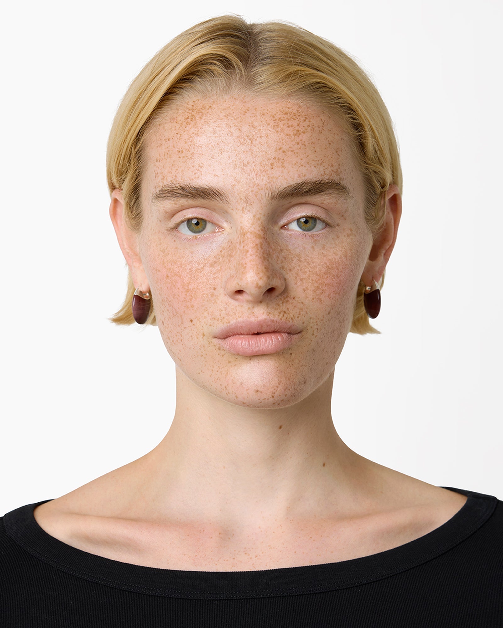 https://cdn.shopify.com/s/files/1/0592/5945/3598/files/ERIN_EARRINGS_RED_MOOKAITE_2_1.jpg?v=1770904606