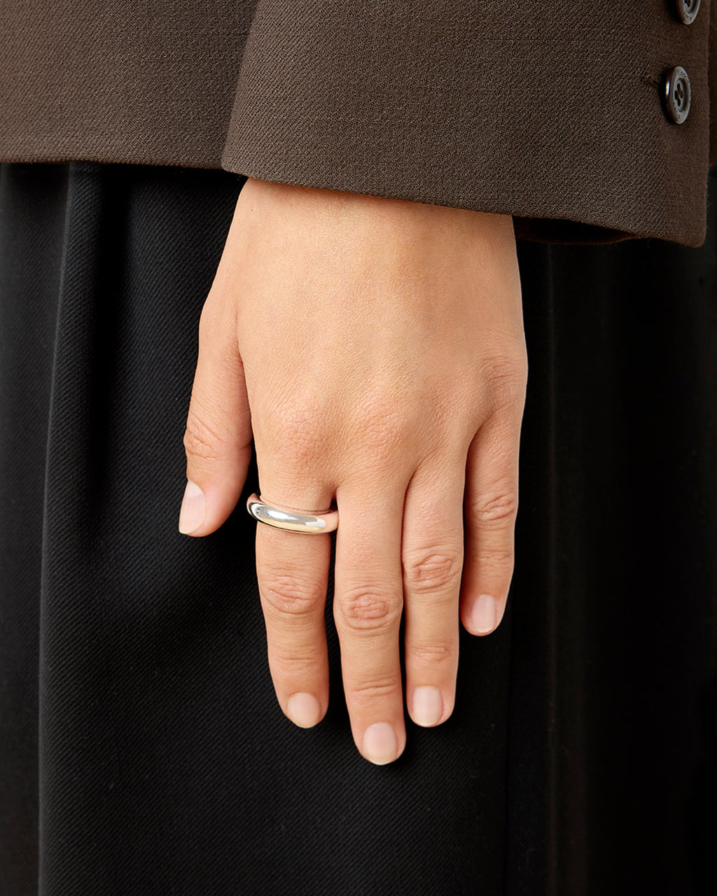 https://cdn.shopify.com/s/files/1/0592/5945/3598/files/EVIE_RING_SILVER_1_1.jpg?v=1770903174