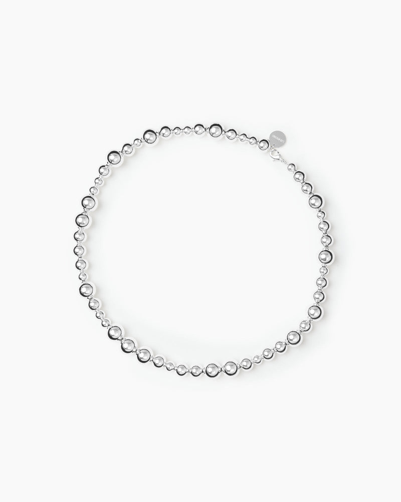 https://cdn.shopify.com/s/files/1/0592/5945/3598/files/Elly_silver.jpg?v=1748260741
