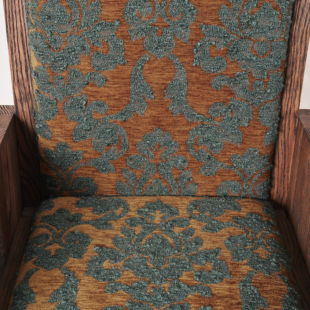 https://cdn.shopify.com/s/files/1/0593/2217/1565/files/Fireside-Throne-Accent-Chair-3.jpg?v=1740168772