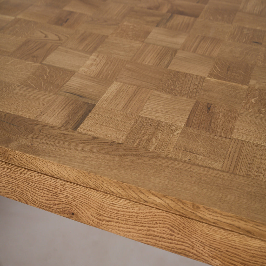 https://cdn.shopify.com/s/files/1/0593/2217/1565/files/Ghent-Dining-Table-Top-Detail.jpg?v=1772823104
