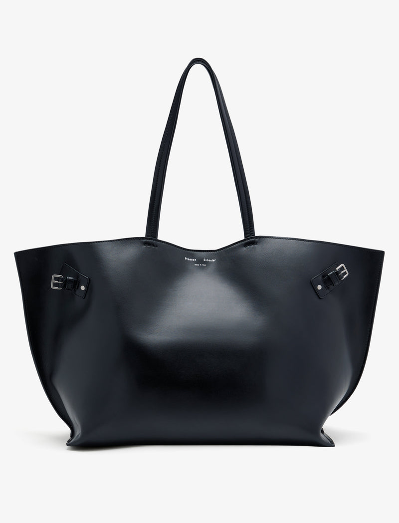 https://cdn.shopify.com/s/files/1/0027/1699/1534/files/HB252087-C404S-001_DaysCarryallinSmoothCalf_Black_V0.jpg?v=1738694825
