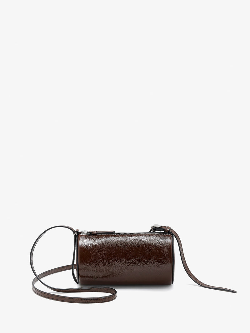 https://cdn.shopify.com/s/files/1/0027/1699/1534/files/HB253099-C425S-217_CrossbodySiloBaginShinyCalf_Cedar_V6_642402a8-6e24-420a-b064-4c6c02a715ad.jpg?v=1740583388