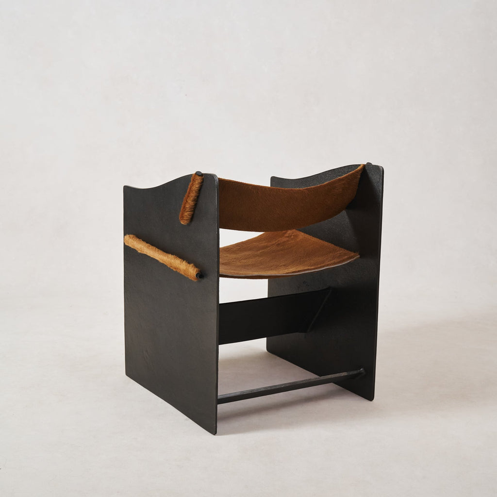 https://cdn.shopify.com/s/files/1/0593/2217/1565/files/Ingresso-Accent-Chair-Whiskey-Hair-on-Hyde-3.jpg?v=1753822707