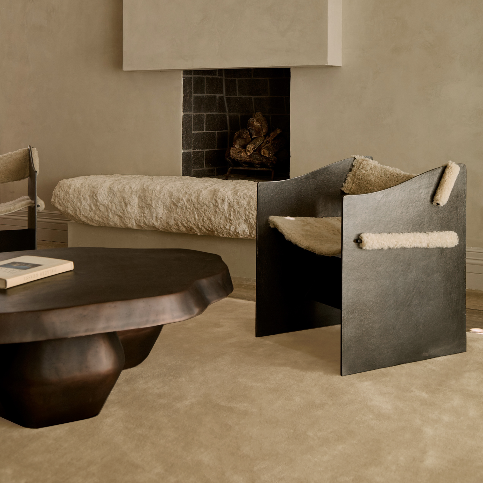https://cdn.shopify.com/s/files/1/0593/2217/1565/files/Ingresso-Accent-Chair-Wool-bone-Shearling-22.png?v=1753822707