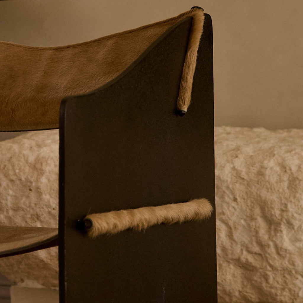 https://cdn.shopify.com/s/files/1/0593/2217/1565/files/Ingresso-accent-chair-hair-on-hide-camel.jpg?v=1753822707