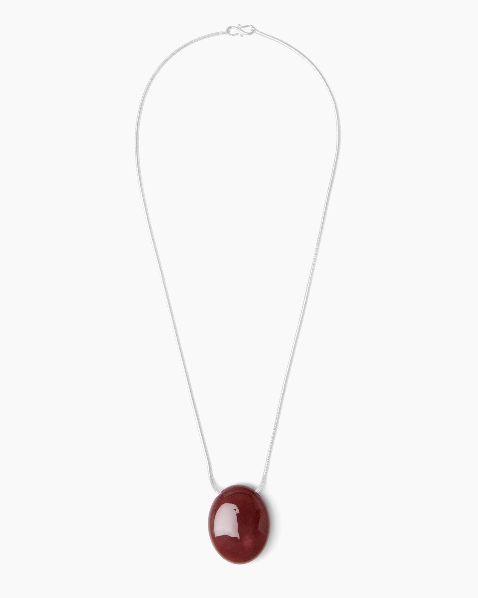 https://cdn.shopify.com/s/files/1/0592/5945/3598/files/JULIA_NECKLACE_REDMOOKIATE_8597403f-c575-432b-9de8-72dd79da6e8a.jpg?v=1769036910