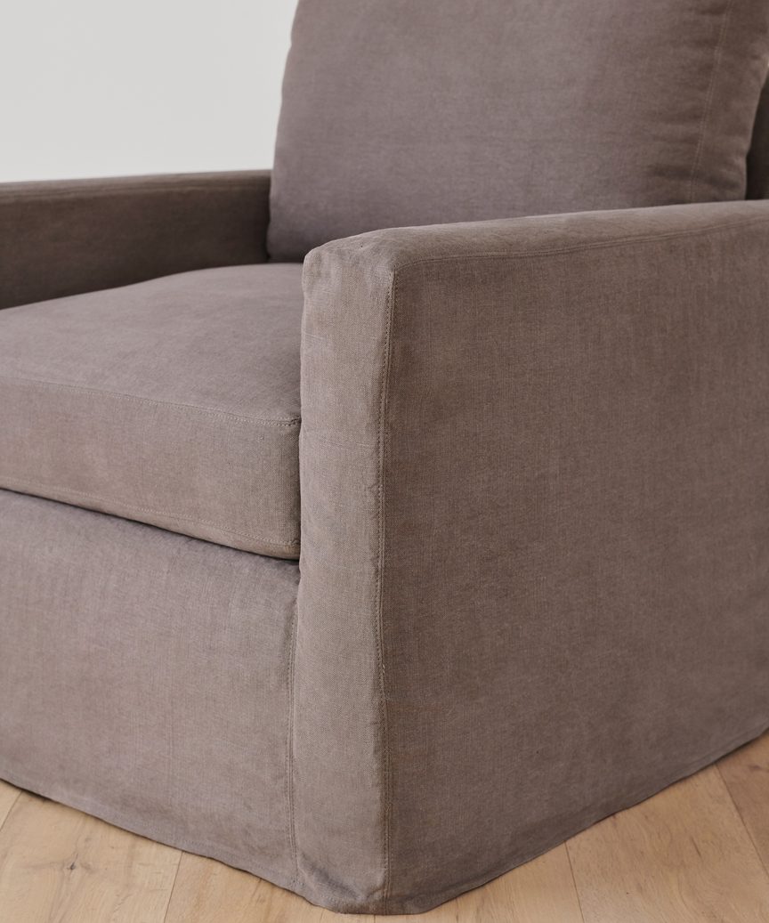 https://cdn.shopify.com/s/files/1/0565/1234/8333/products/JenniKayne_HarborChair_CharcoalLinen-2.jpg?v=1632978441