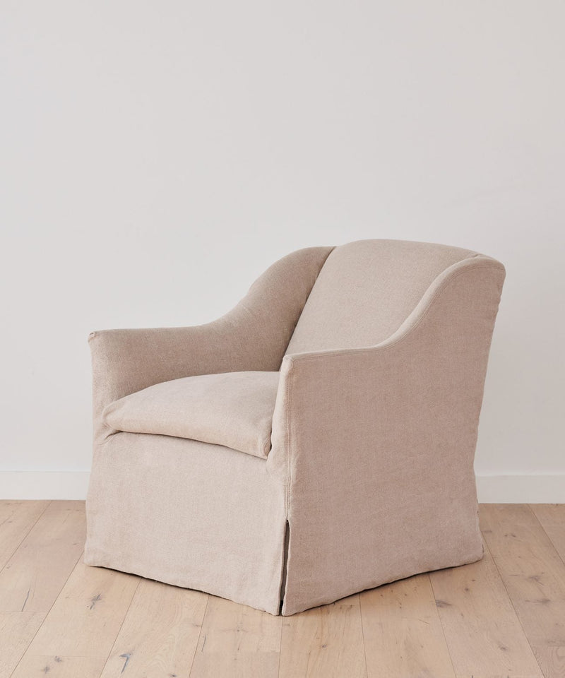 https://cdn.shopify.com/s/files/1/0565/1234/8333/products/JenniKayne_MiramarChair-Flax.jpg?v=1762182579