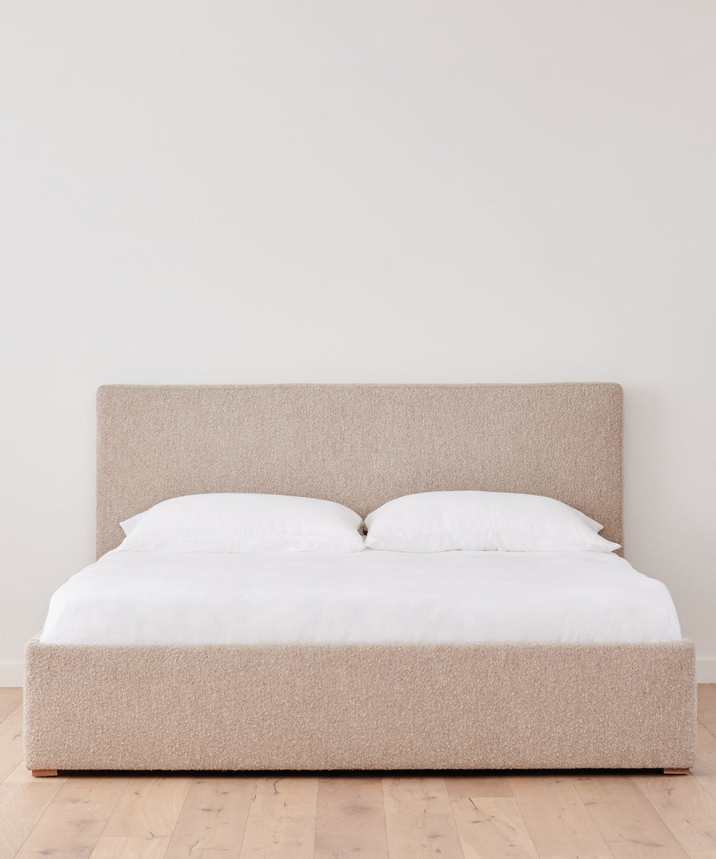 https://cdn.shopify.com/s/files/1/0565/1234/8333/products/JenniKayne_PacificBed_NaturalWoolBoucle-3.jpg?v=1744839929