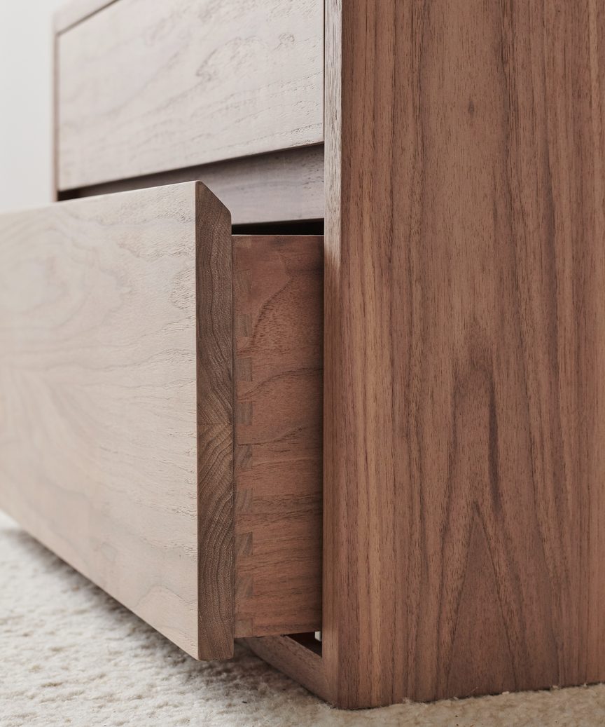 https://cdn.shopify.com/s/files/1/0565/1234/8333/products/JenniKayne_PalmsNightStand_Walnut-2.jpg?v=1642531574