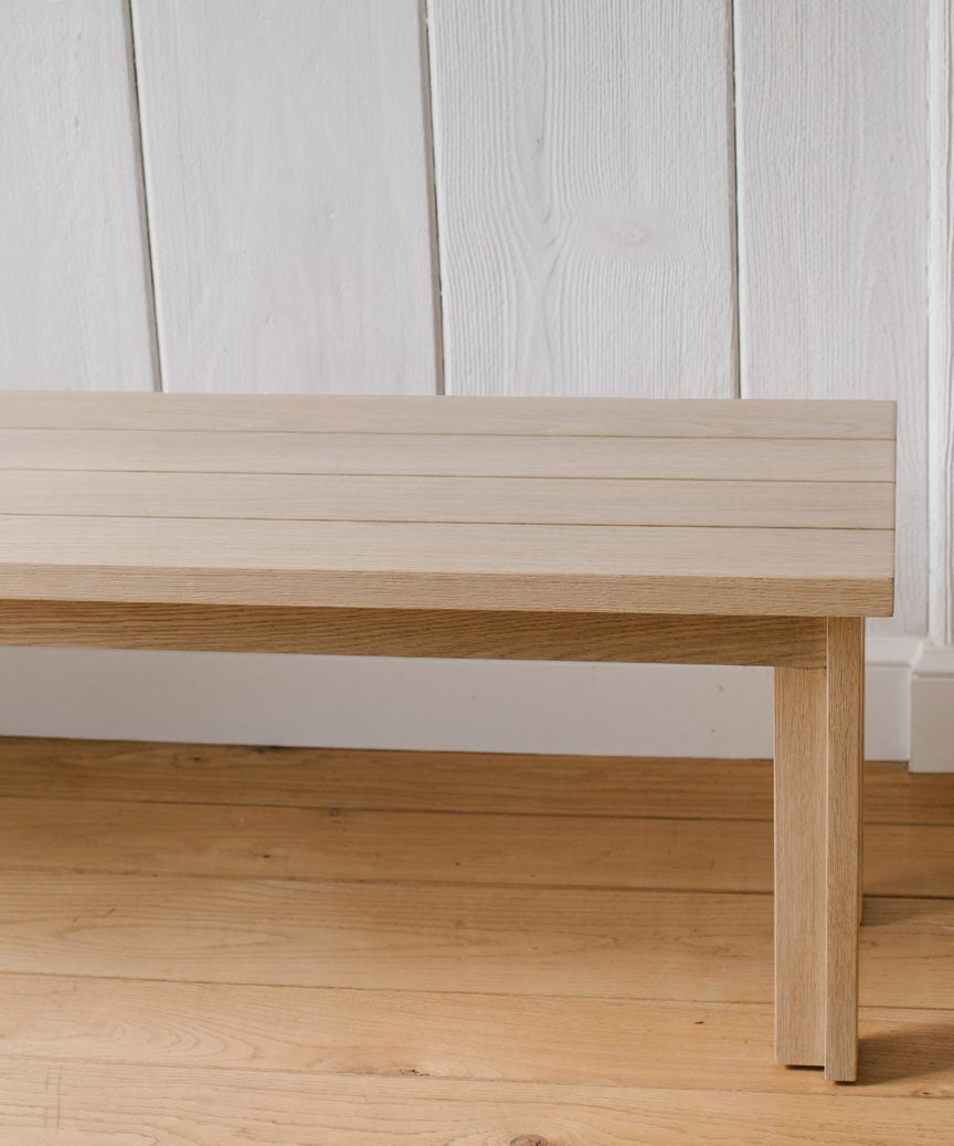 https://cdn.shopify.com/s/files/1/0565/1234/8333/products/Jenni_Kayne_Dining_Bench.jpg?v=1654817272